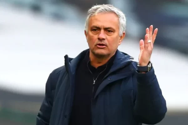 Find a new team! Mourinho reveals one player is unprofessional and betrayed his friend